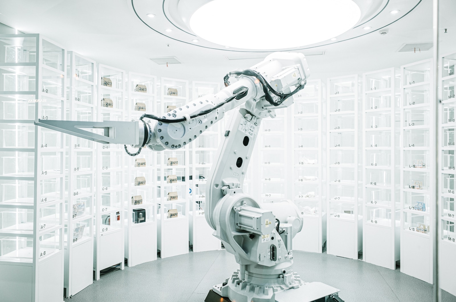 10 Powerful Ways Marketers Can Leverage AI for Success